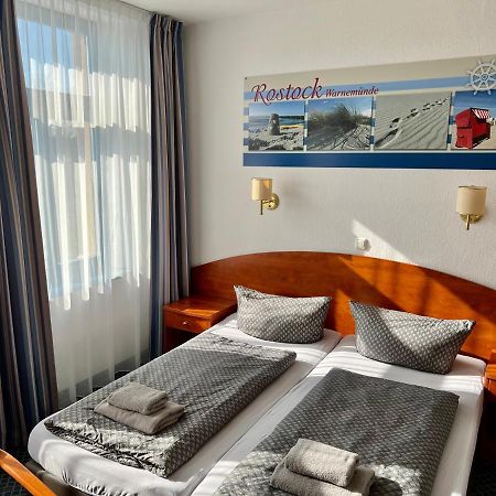 Hotel-Pension "Petridamm" 罗斯托克 外观 照片