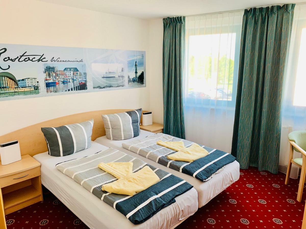 Hotel-Pension "Petridamm" 罗斯托克 外观 照片